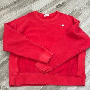 Red champion crewneck size XL